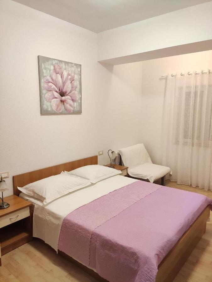 Apartment Tino เบรลา ภายนอก รูปภาพ
