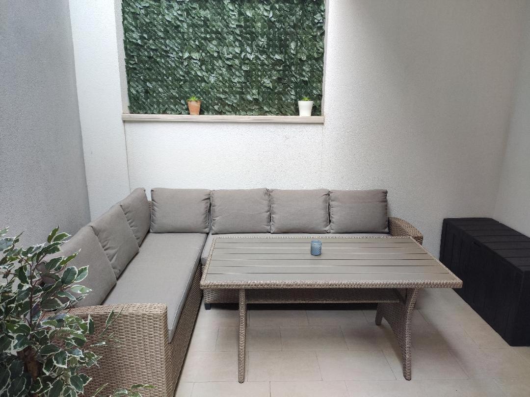 Apartment Tino เบรลา ภายนอก รูปภาพ