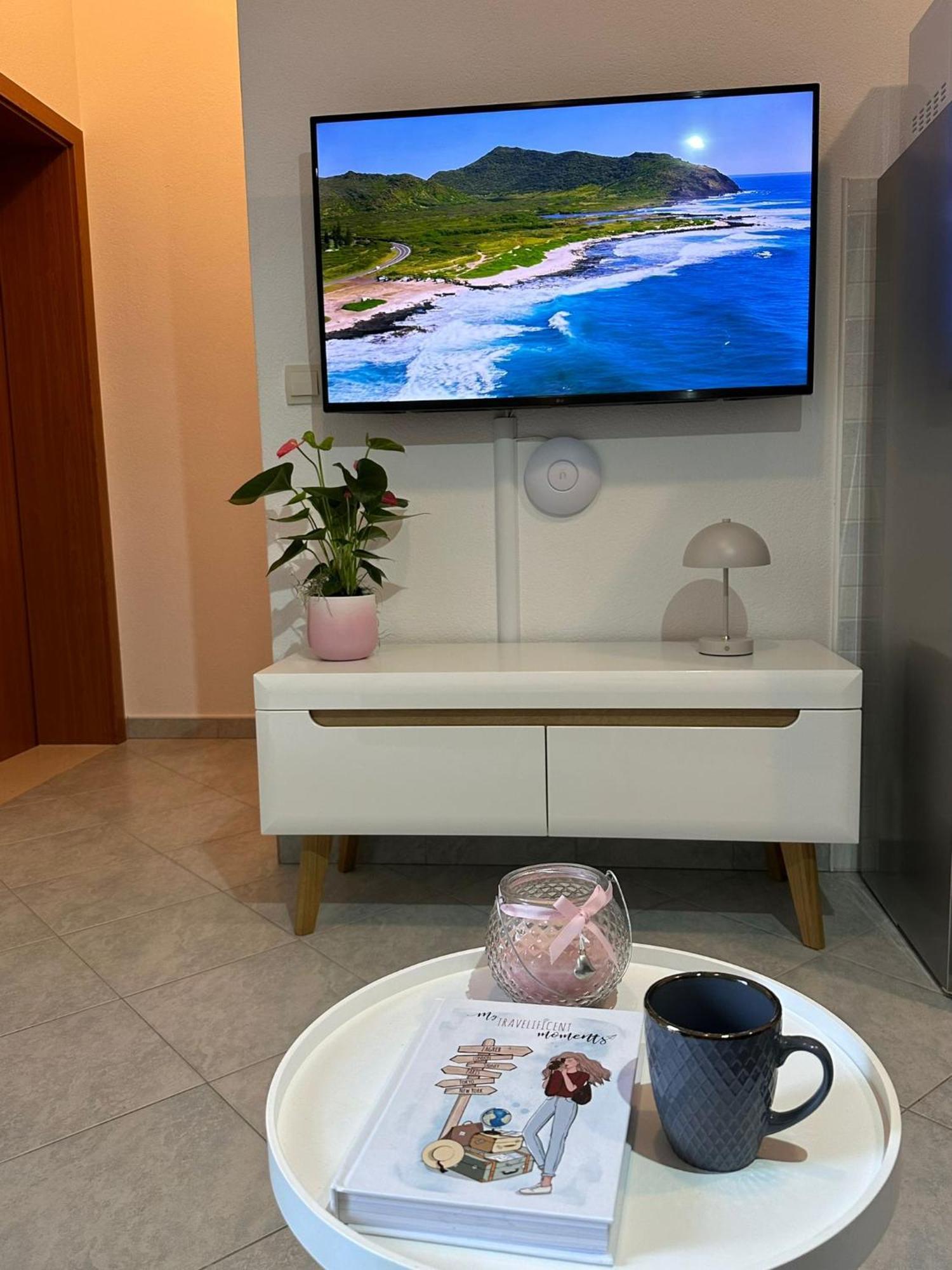 Apartment Tino เบรลา ภายนอก รูปภาพ